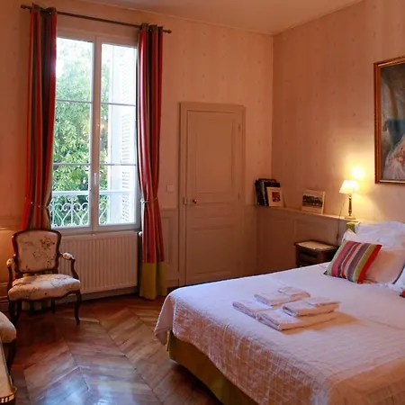 Les De Mathilde 3* Angers