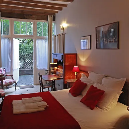 Les De Mathilde Bed & Breakfast