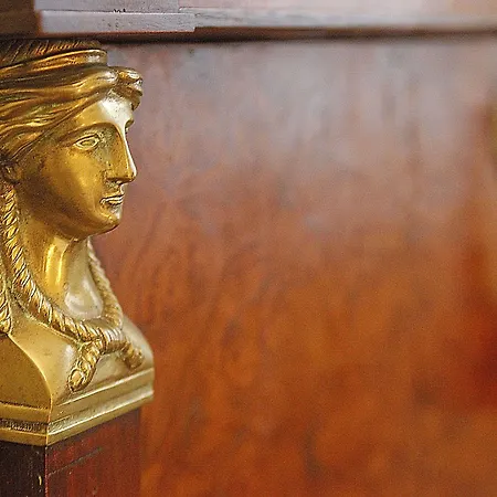 לינה וארוחת בוקר Les De Mathilde 3*