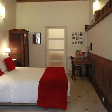 ベッド・アンド・ブレックファスト Les De Mathilde 3*