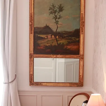 Les De Mathilde 3* アンジェ