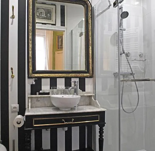 马蒂尔德尚布尔酒店 住宿加早餐酒店 3*