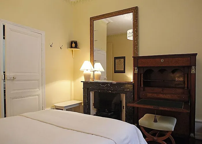 马蒂尔德尚布尔酒店 昂热