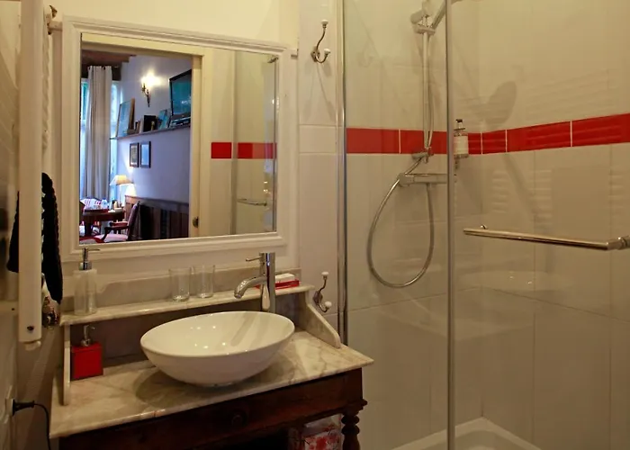 马蒂尔德尚布尔酒店 昂热