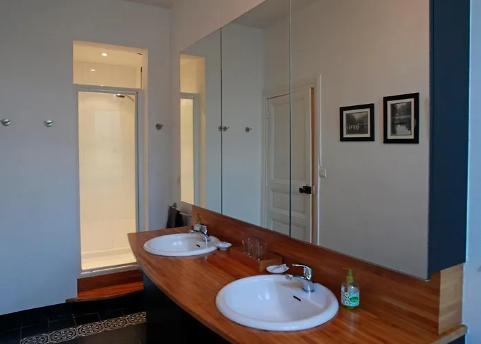 马蒂尔德尚布尔酒店 住宿加早餐酒店 昂热