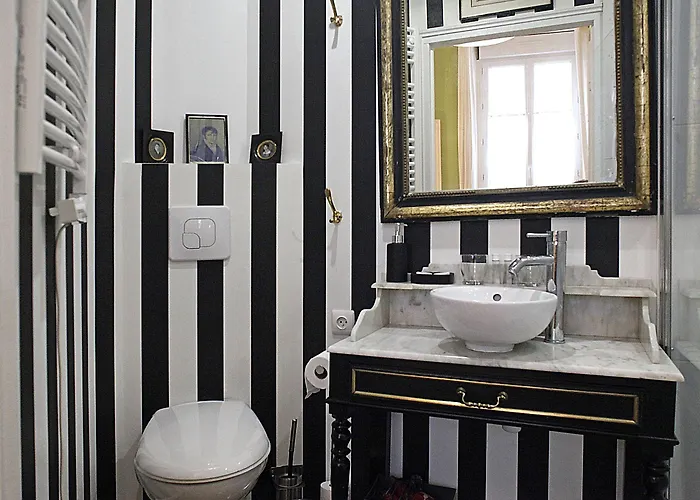 Les De Mathilde Готель типу 