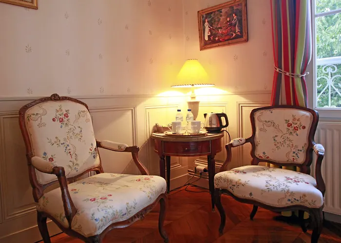 马蒂尔德尚布尔酒店 昂热