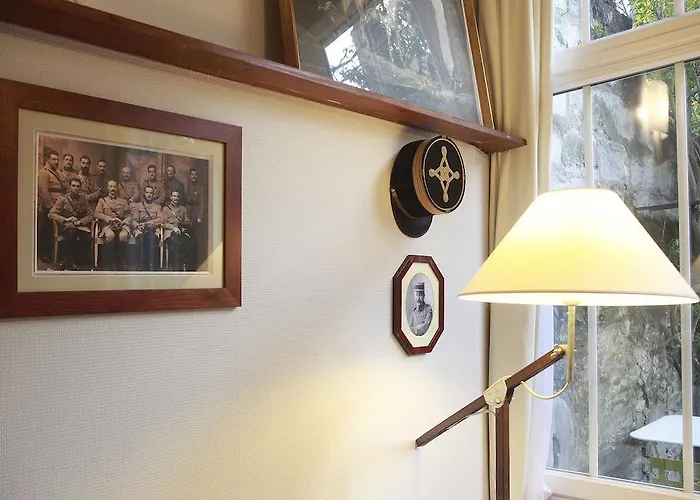 马蒂尔德尚布尔酒店