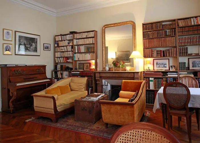 马蒂尔德尚布尔酒店 3*